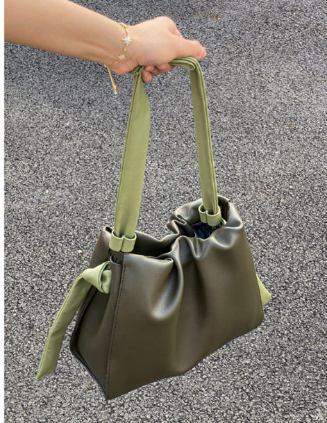 NuvellaSoft™ – Color Contrast Cloud Bag