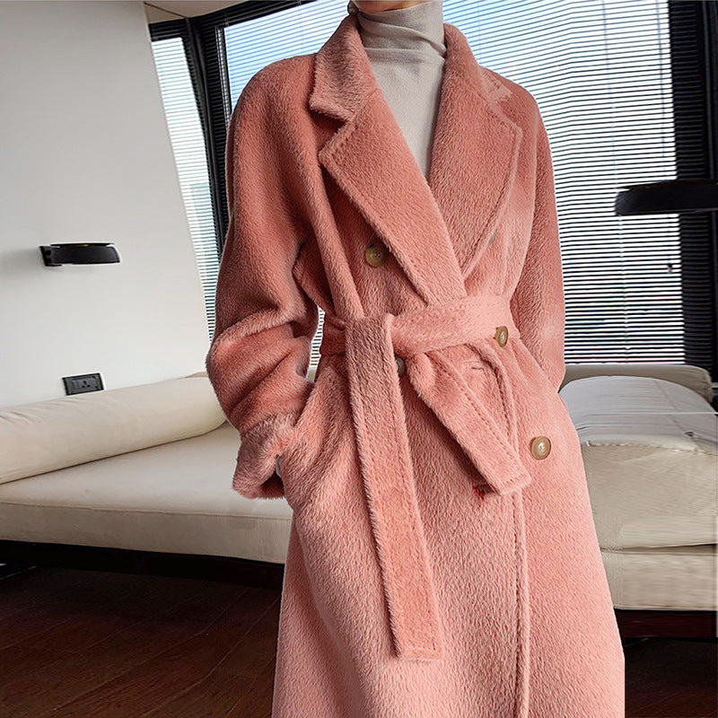 Solid Sail Sheep Camel Coat – Luxury & Warmth for Winter Elegance