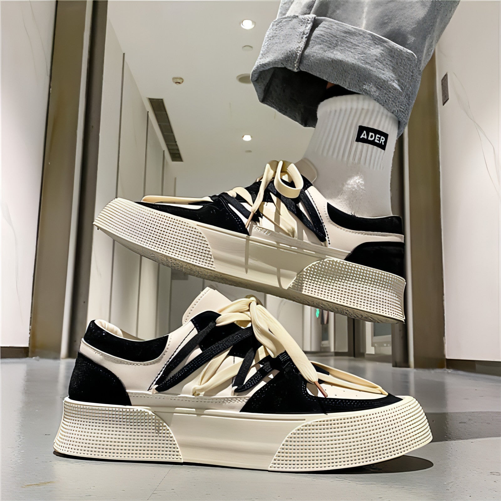 VoltRun™ – Retro-Inspired Street Sneakers