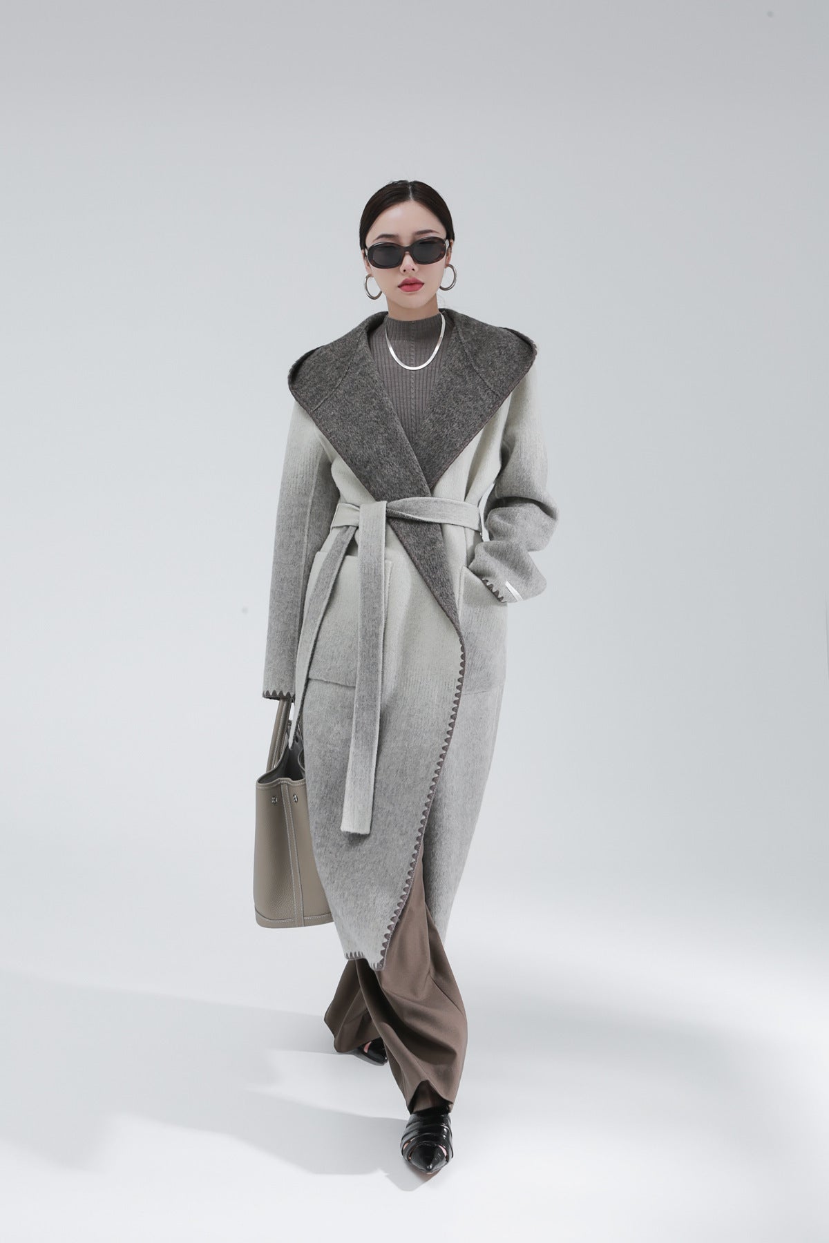Women's Fashion Reversible Cashmere Coat – Luxury & Versatility