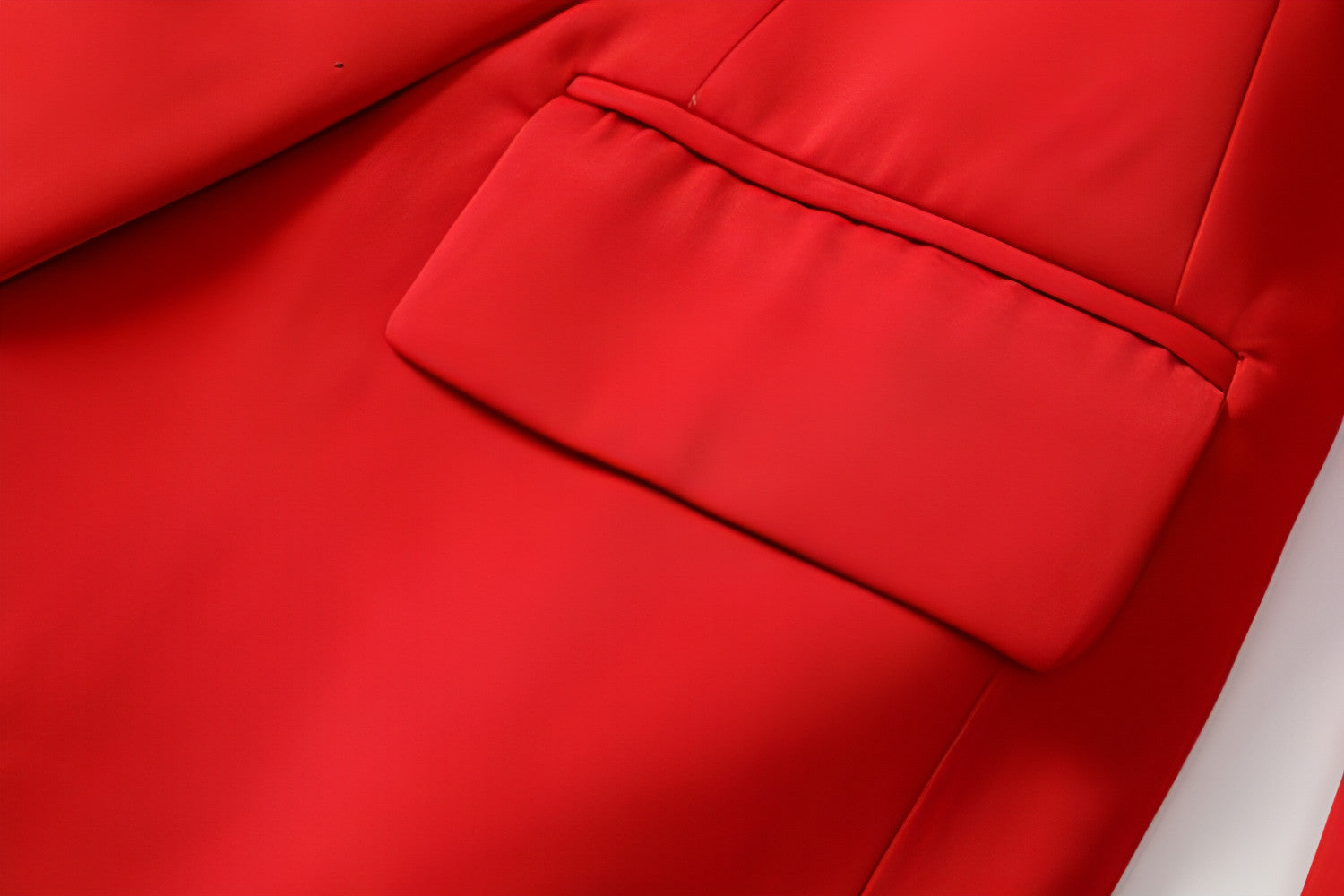 LUXE_EDIT™ – Royal Red Blazer (Princess Diana Tribute Edition)
