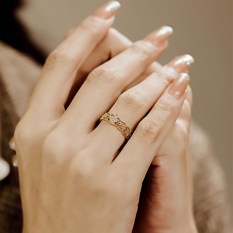 Pure 18K Jinrege Light Luxury Wide Version Fashion Ring – Timeless Elegance
