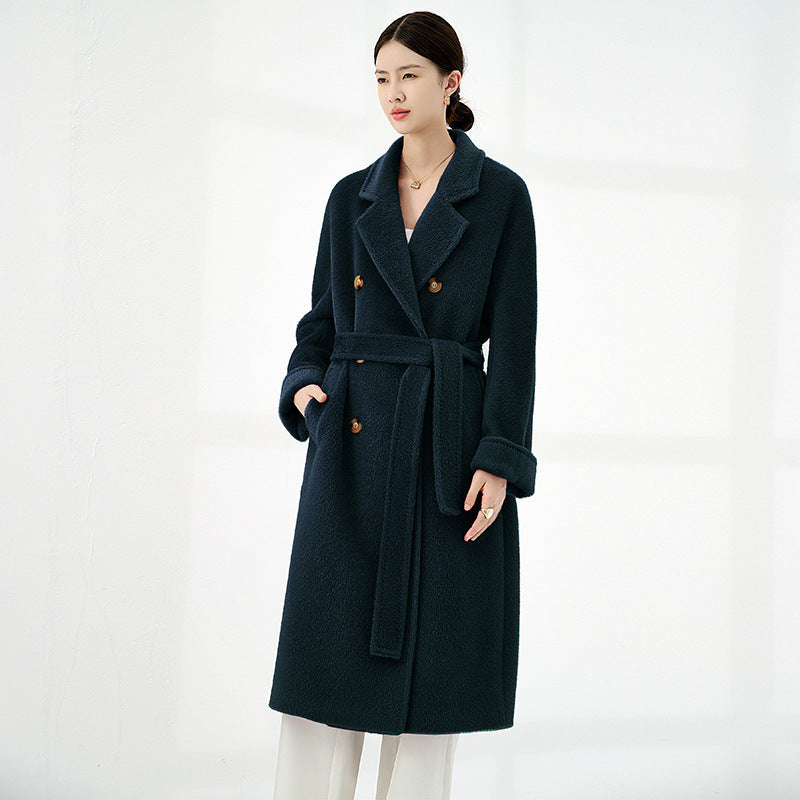 Solid Sail Sheep Camel Coat – Luxury & Warmth for Winter Elegance