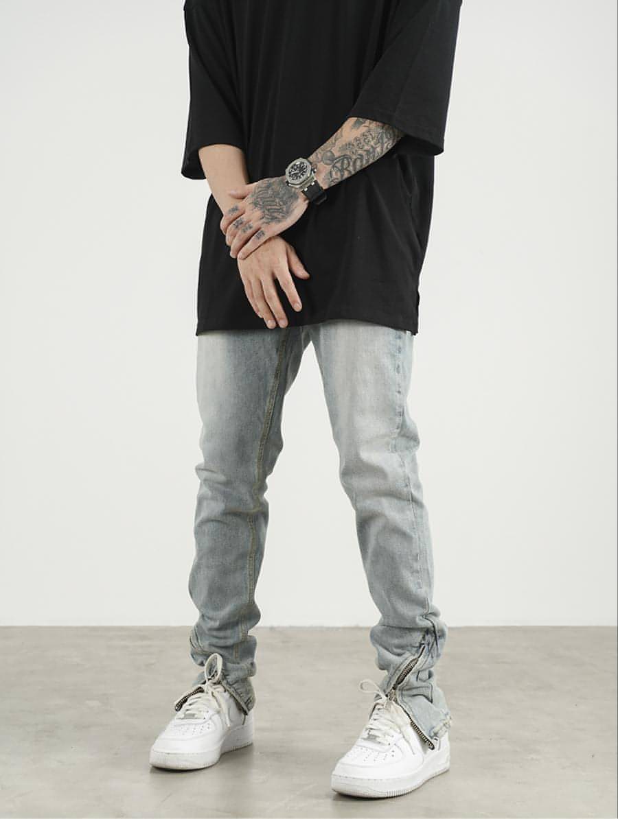 EdgeSplit™ – High Street Slim Jeans with Zipper Hem