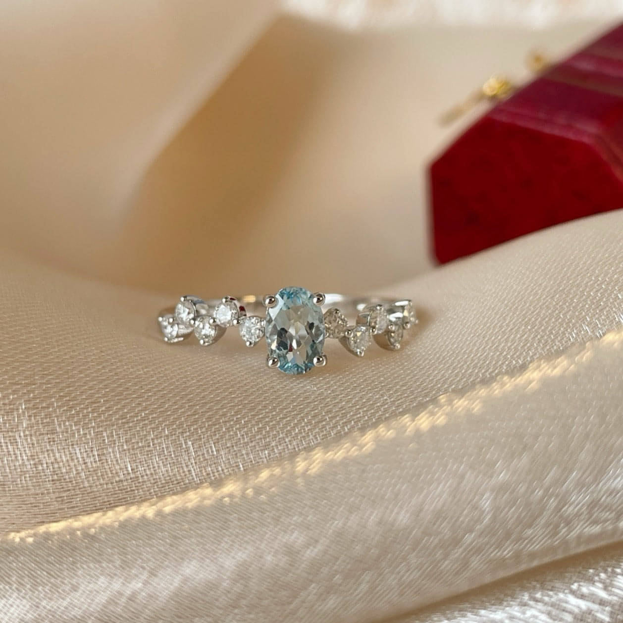 LuxeJewels™ – AuroraGem Aquamarine Diamond Ring